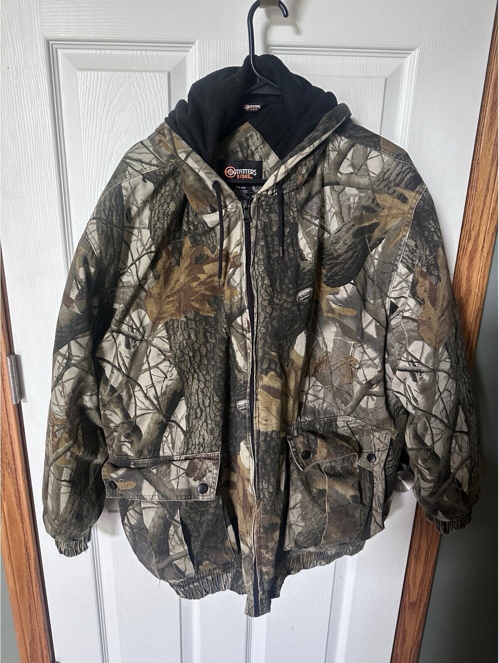 Outfitters Ridge Men’s 2XL Camouflage Insulated Coat Hood Two Pockets Hunting